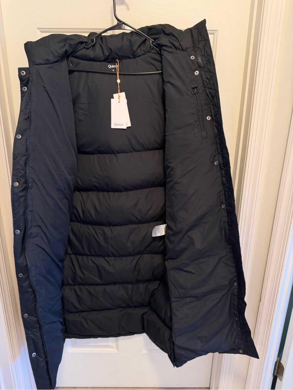 Quince Responsible Down Long Puffer Jacket Black Size Medium - Picture 10 of 11